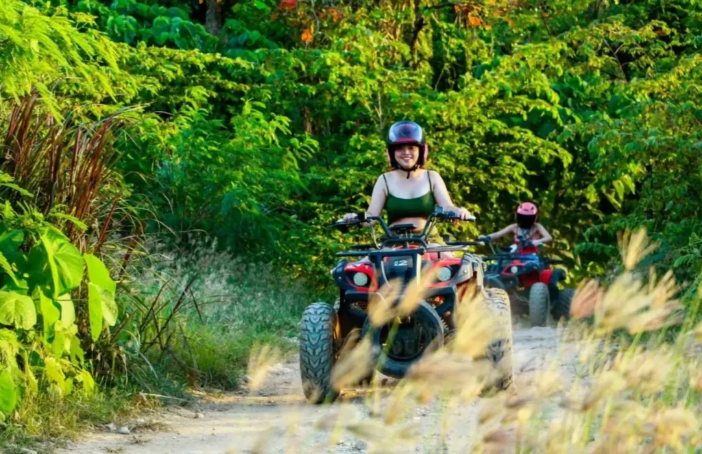 Trải nghiệm lái xe ATV ở thiên đường biển xanh Boracay