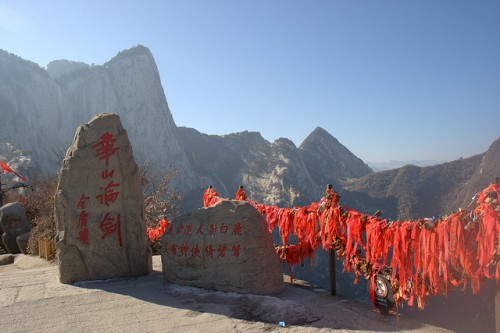 Chinh phục danh thắng núi Hoa Sơn kỳ vĩ