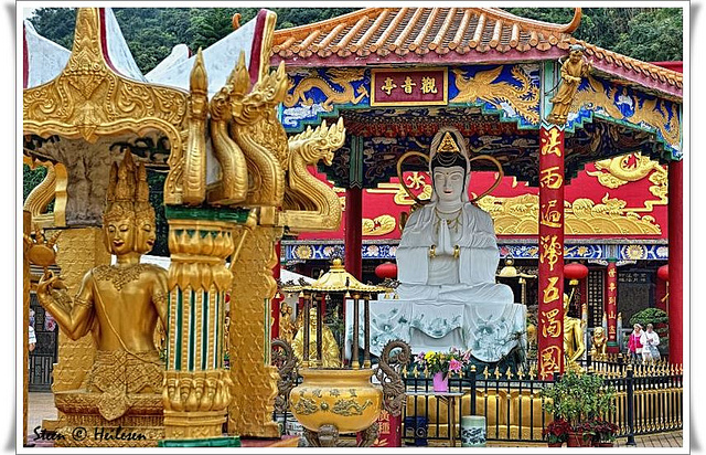 Ấn tượng với tu viện Vạn Phật ở Hồng Kông