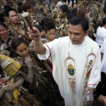 Lễ hội người bùn kì lạ ở Philippines