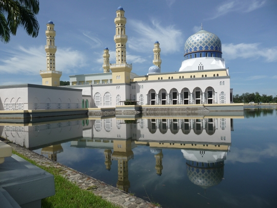 sabah-state-mosque-malaysia