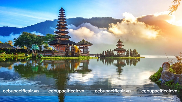 Bali là một hòn đảo với nhiều ngôi đền linh thiêng