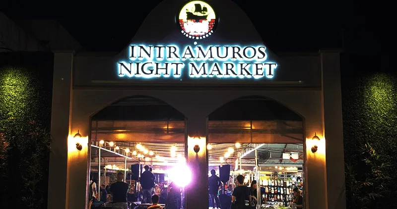 Chợ đêm Intramuros