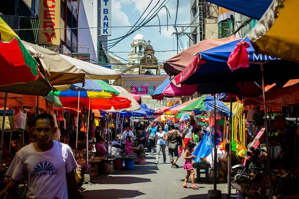 Chợ đêm Quiapo