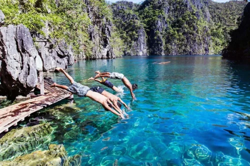 Hồ Kayangan là hồ sạch nhất ở Philippines